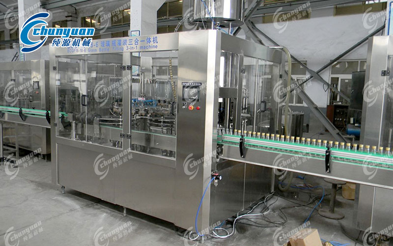 玻璃瓶牛奶灌裝機-3 玻璃瓶牛奶灌裝機-3